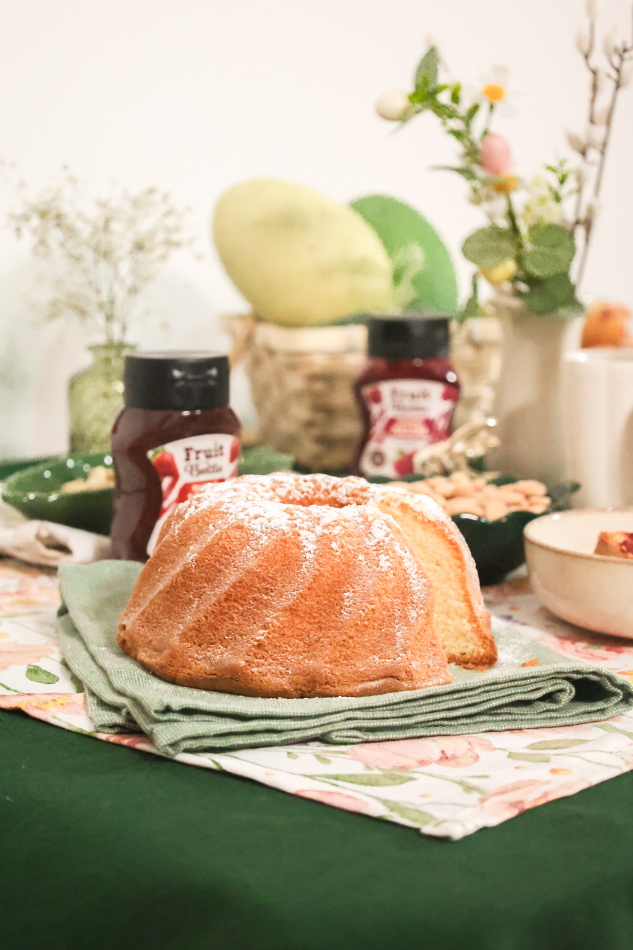 FRUJO — bábovka se sirupy Fruit in the Bottle